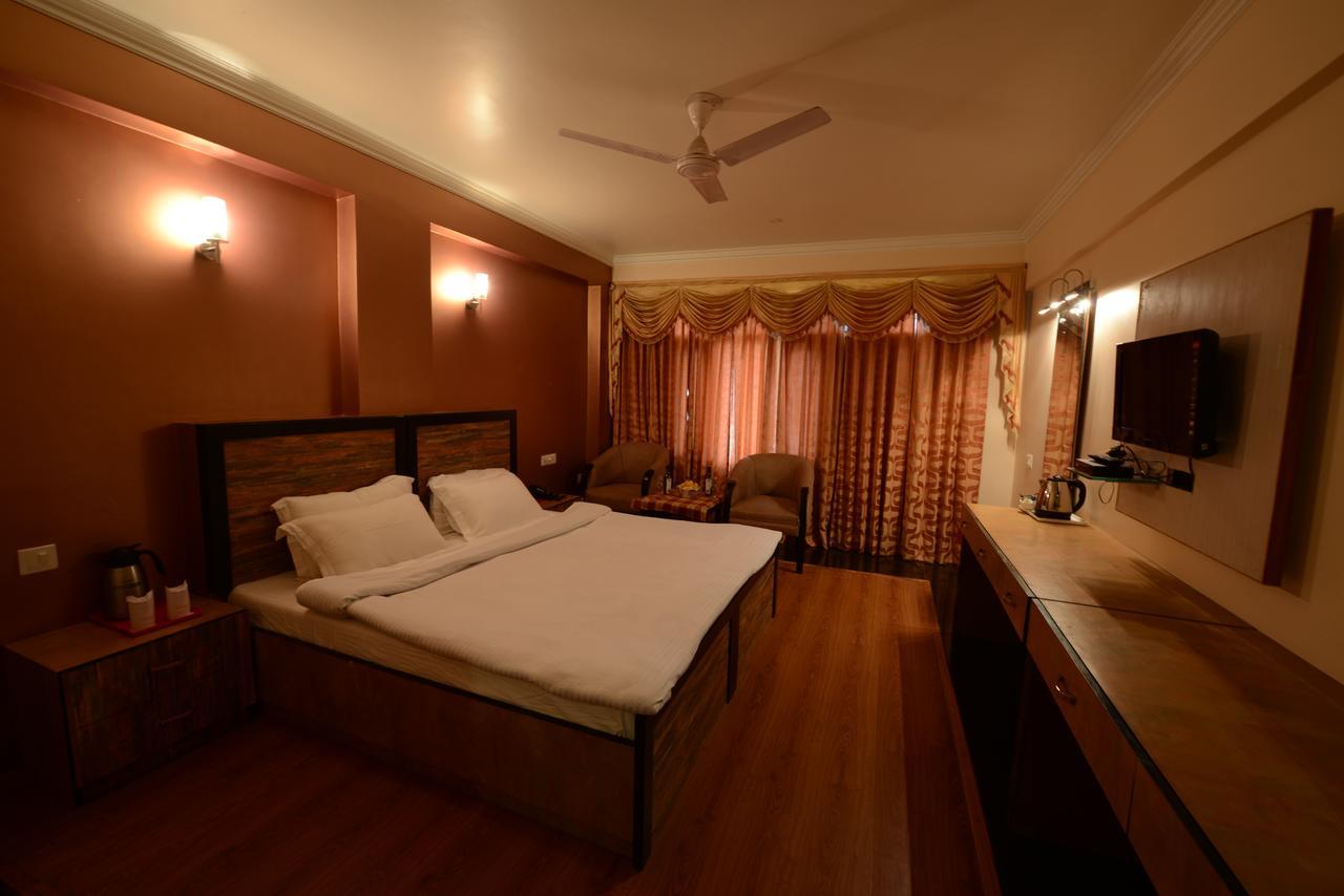 Hotel Park Paradise Manali Manāli Buitenkant foto