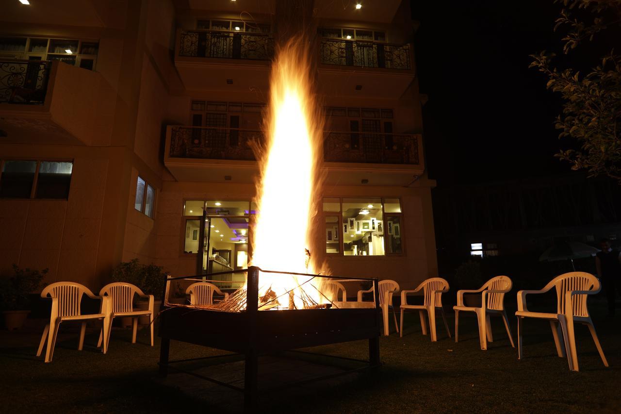 Hotel Park Paradise Manali Manāli Buitenkant foto